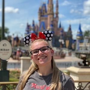 Meet your Posher, Kelsey